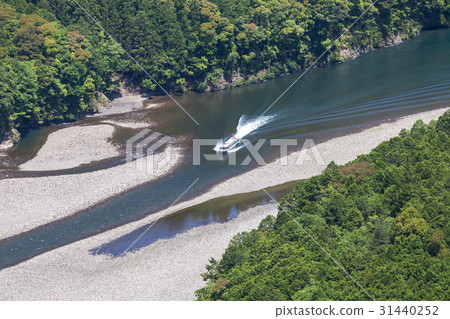 Water jet ship running in the Kitayama River 31440252