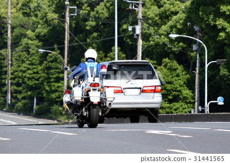 The police station second tracking mobile riot police tracking offending vehicles 31441565