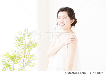 美容女性口腔護理護膚美容年輕女性美容 31444874