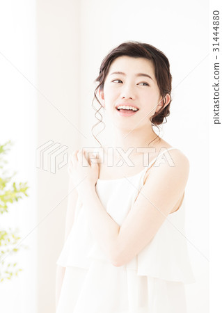 美容女性口腔護理護膚美容年輕女性美容 31444880