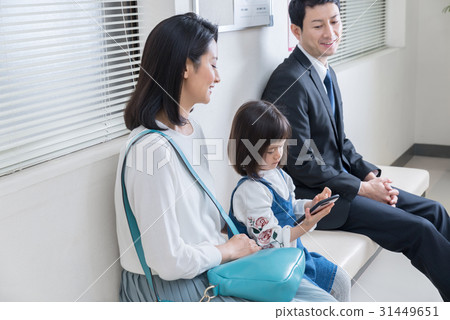 Hospital waiting room 31449651