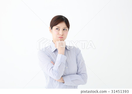 Troubling women 31451393