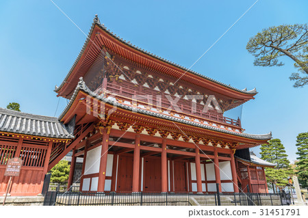 Sanmen landscape of Myoshinji temple in Kyoto 31451791
