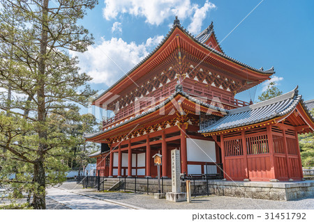 Myoshinji寺廟三門風景在京都 31451792
