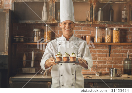 Bakery chef cooking bake in the kitchen 31455434