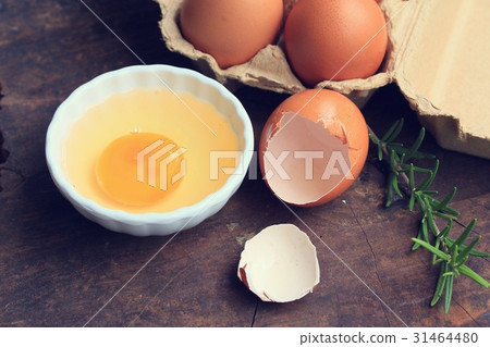 egg yolk egg yolk 31464480