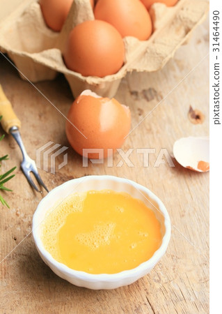 egg yolk egg yolk 31464490