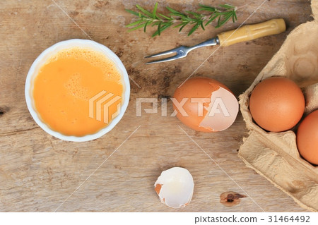 egg yolk egg yolk 31464492