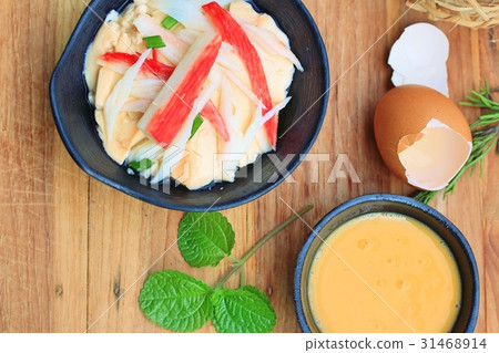 Steamed eggs with crab sticks Steamed eggs with crab sticks 31468914