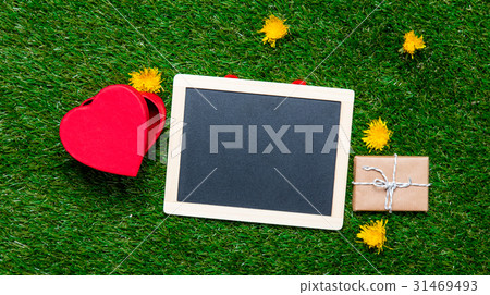 blackboard, box and gift blackboard, box and gift 31469493