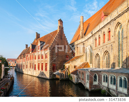 Water canal at Old Saint John's Hospital, Bruges Water canal at Old Saint John's Hospital, Bruges 31473836