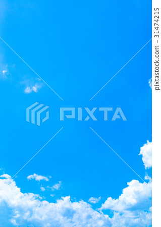在雨季天空雲彩拷貝空間積云初夏天空寬拷貝空間前的清楚的天空 31474215