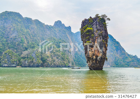 Thailand, Krabi James Bond Island in Phang Nga Bay Thailand, Krabi James Bond Island in Phang Nga Bay 31476427