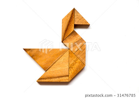 Wooden tangram puzzle in swan shape 31476785