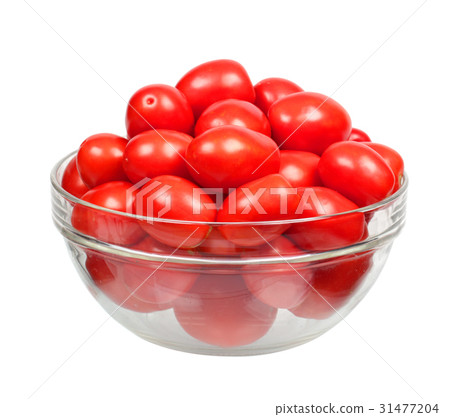 Tomatoes in glass plate Tomatoes in glass plate 31477204
