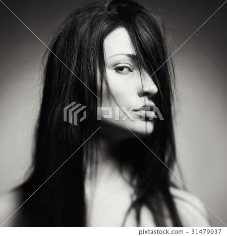 Art portrait of a beautiful young lady Art portrait of a beautiful young lady 31479937