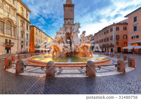 Piazza Navona Square in the morning, Rome, Italy. 31480756