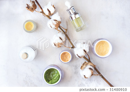 Natural skincare beauty products from above Natural skincare beauty products from above 31480910