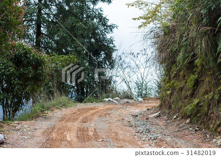 country road in mountain of Dazhai country country road in mountain of Dazhai country 31482019