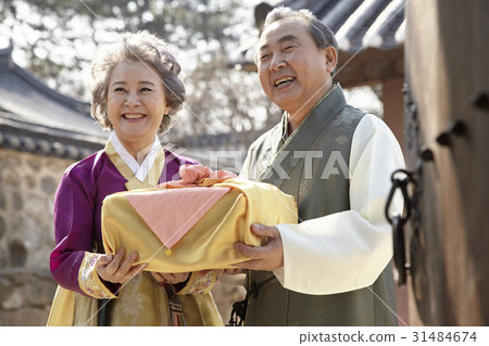 Hanbok，Nobubu，Namsangol Hanok Village，Jung-gu，Seoul 31484674