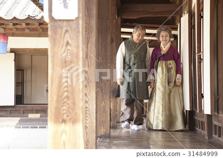 Hanbok, Nobubu, Namsangol Hanok Village, Jung-gu, Seoul Hanbok, Nobubu, Namsangol Hanok Village, Jung-gu, Seoul 31484999