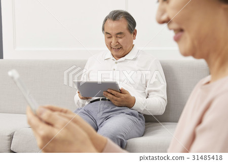 老年夫婦 31485418