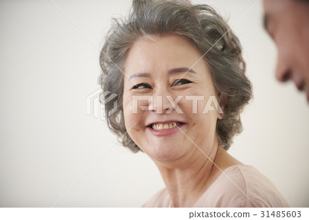 老年夫婦，客廳 31485603