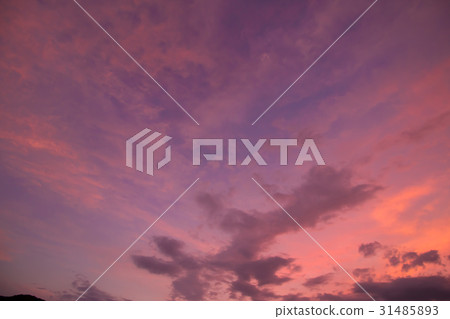 Sky and clouds in June June Evening glow (3: 2) Sky and clouds in June June Evening glow (3: 2) 31485893