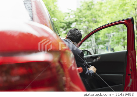 Casual middle businessman red car 31489498