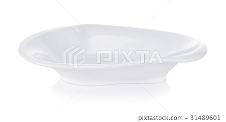 white ceramics plate isolated white ceramics plate isolated 31489601