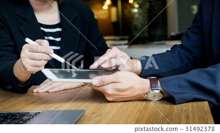young business managers crew working young business managers crew working 31492378