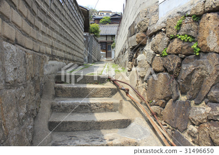 Stone steps on a narrow slope in Onomichi city 31496650