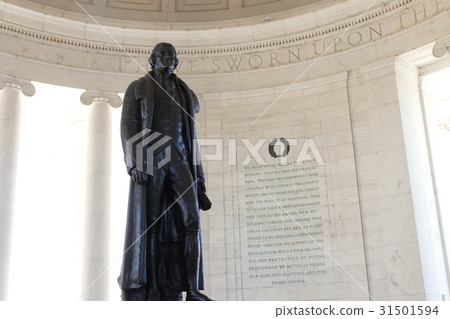 Bronze statue of Jefferson Memorial hall Washington DC Bronze statue of Jefferson Memorial hall Washington DC 31501594