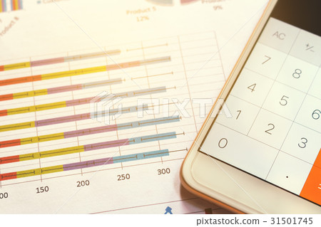 Calculator in smartphone and summary report Calculator in smartphone and summary report 31501745