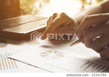 Businessman calculate cost and expenses 31501769