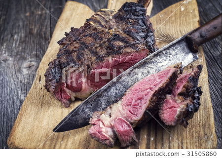 Barbecue Wagyu Tomahawk Steak  31505860