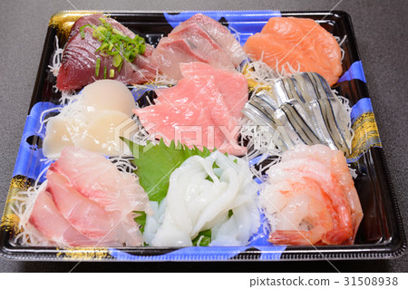 Assortment of delicious sashimi 31508938