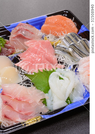 Assortment of delicious sashimi Assortment of delicious sashimi 31508940