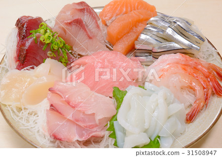 Assortment of delicious sashimi 31508947