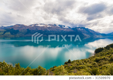 Mountain & reflection lake Glenorchy , New Zealand 31509970