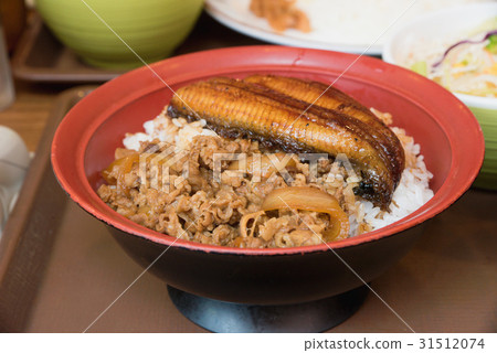 nikudon, grilled beef with rice nikudon, grilled beef with rice 31512074
