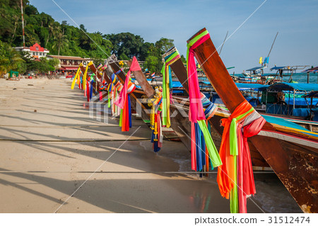Long boat and tropical beach, Andaman Sea Long boat and tropical beach, Andaman Sea 31512474