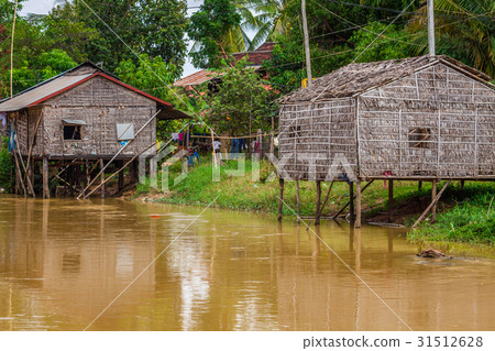 Typical House on the Tonle sap lake,Cambodia. 31512628