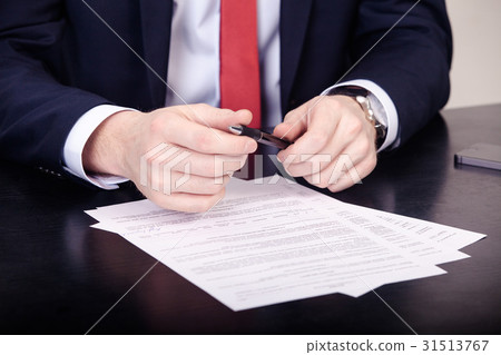 Business agreement signing, businesswoman Business agreement signing, businesswoman 31513767