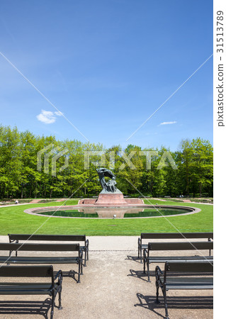Lazienki Park and Chopin Statue Lazienki Park and Chopin Statue 31513789