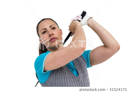 Golf player taking a shot 31524171