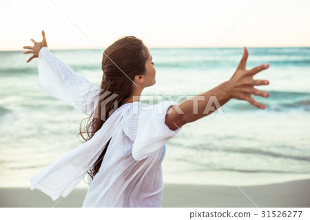 Woman stretching out her arms 31526277