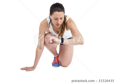 Athlete woman in ready to run position Athlete woman in ready to run position 31526435