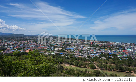 Aerial view of Hua Hin city from mountain 31532112