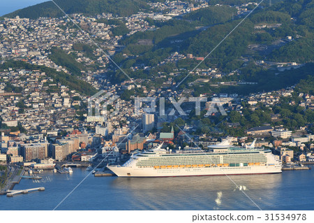 Townscape of Nagasaki 31534978